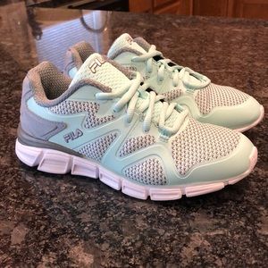 BRAND NEW girls kids FILA Athletic sneaker tennis shoe size 4 mint green & gray